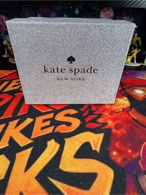kate spade Rose Gold Glitter Jewelry Case